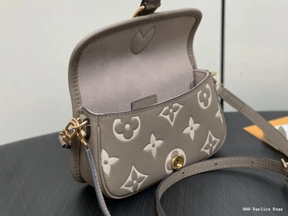 Aaa replica bags Nano CM LOUIS Diane-19*10.5*6 VUITTON 0714